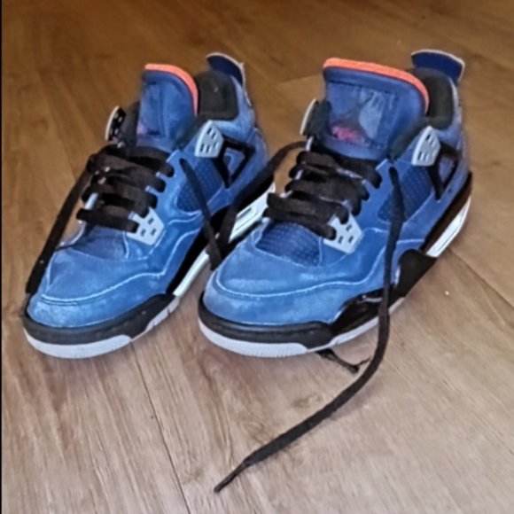 2019 Nike Air Jordan Retro winterized Kids Shoe Size